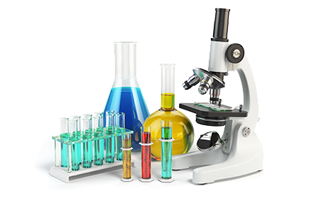 Du matériel de laboratoire : éprouvettes, microscrope, erlenmeyer